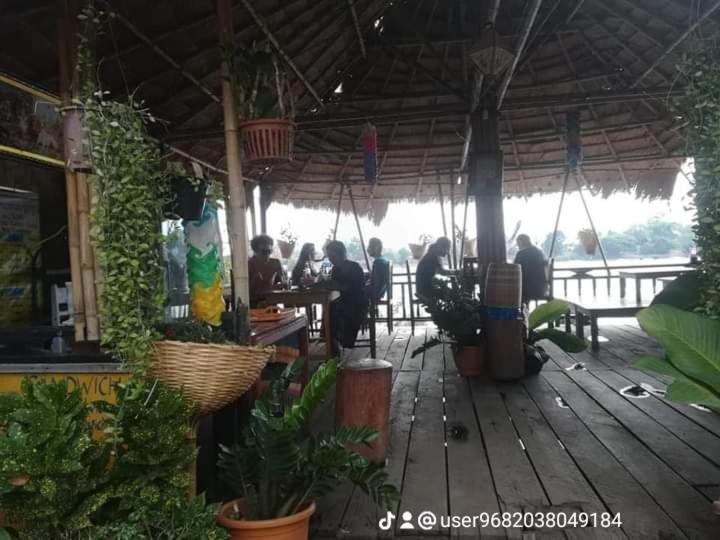 Champa Guesthouse Muang Không Esterno foto