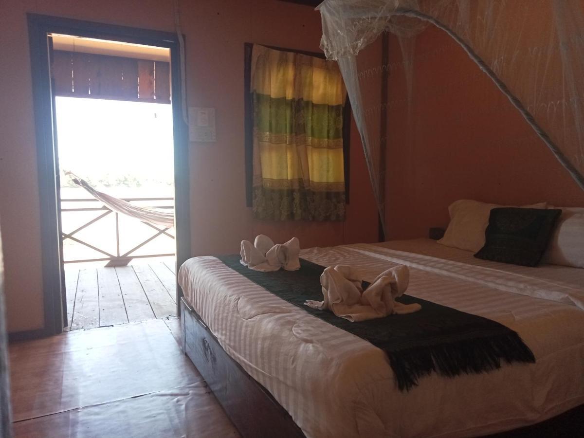 Champa Guesthouse Muang Không Esterno foto