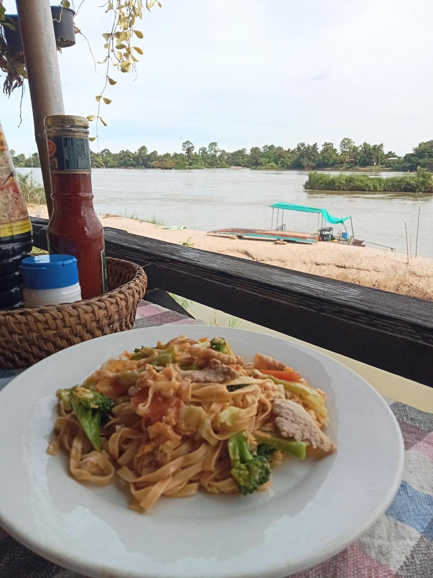Champa Guesthouse Muang Không Esterno foto
