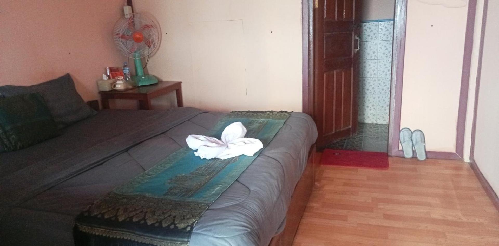 Champa Guesthouse Muang Không Esterno foto