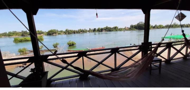 Champa Guesthouse Muang Không Esterno foto