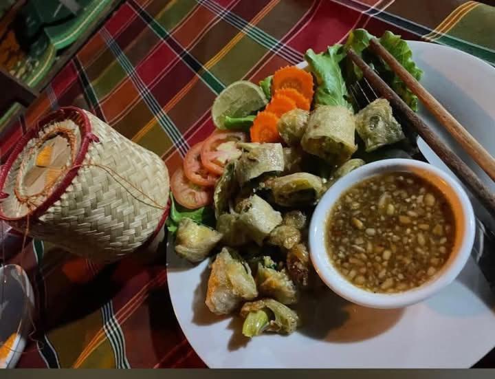 Champa Guesthouse Muang Không Esterno foto