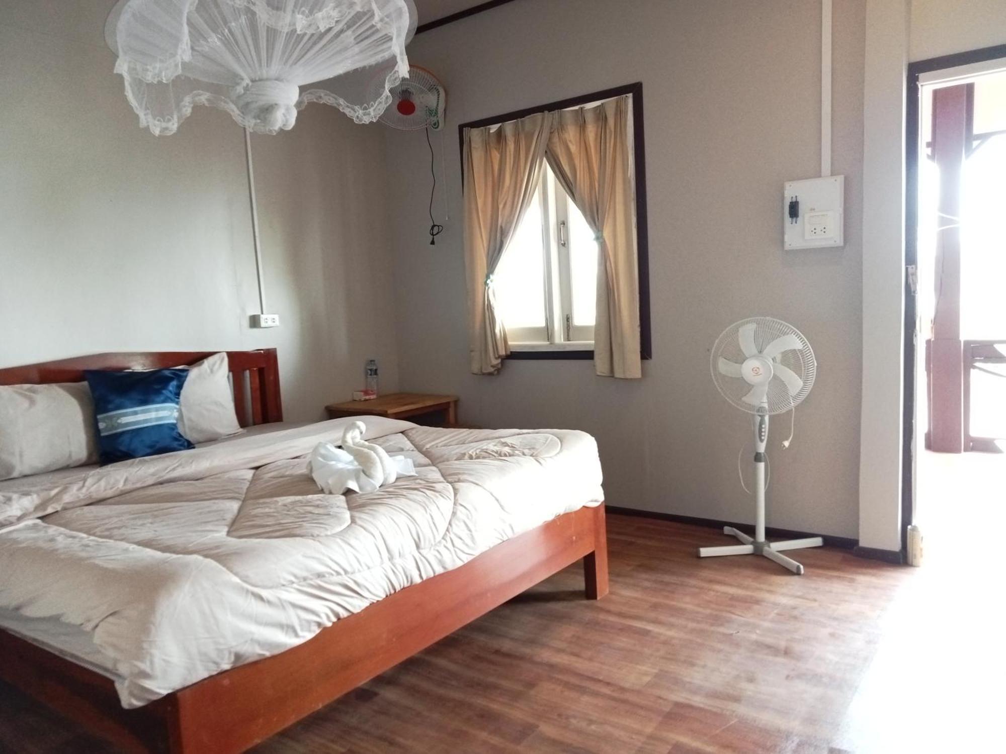 Champa Guesthouse Muang Không Esterno foto